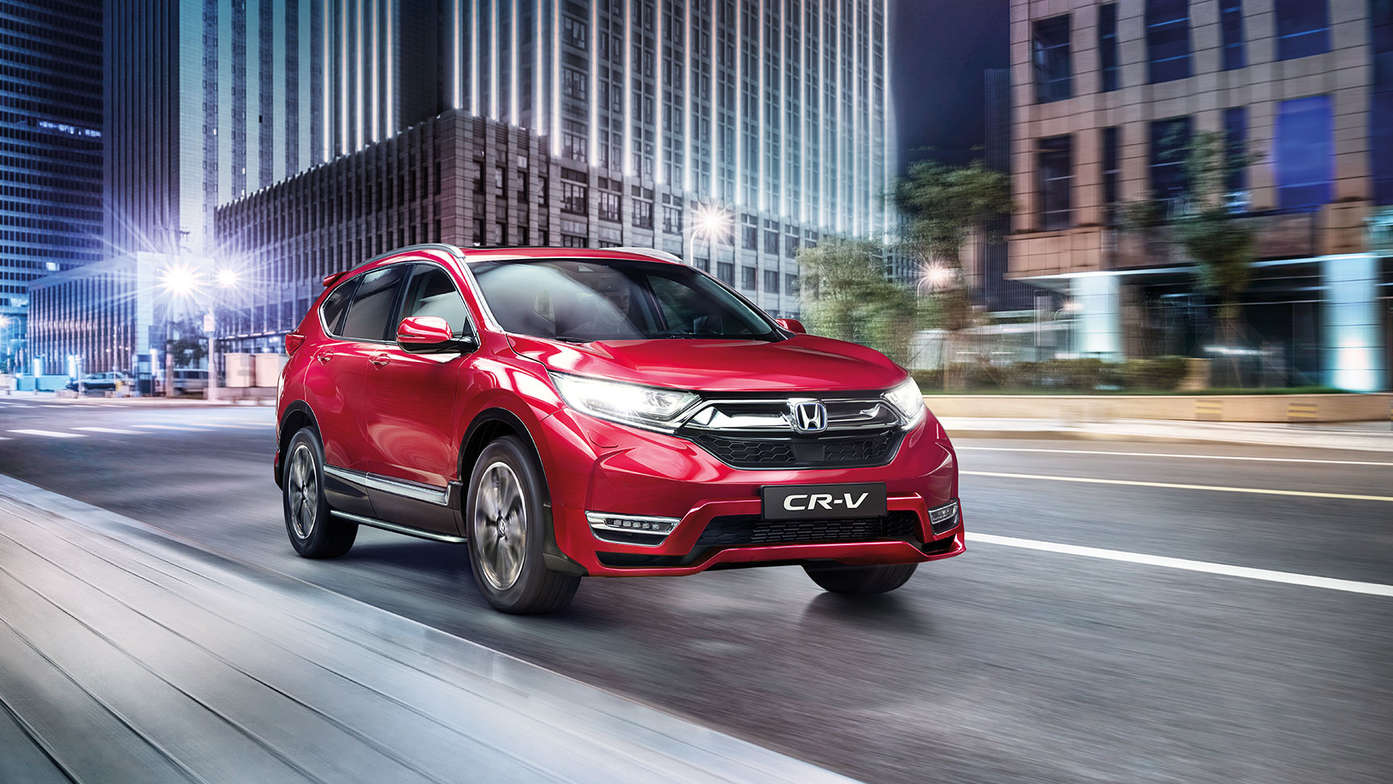Predný trojštvrťový pohľad na model Honda CR-V Hybrid vybavený balíkom Aero.