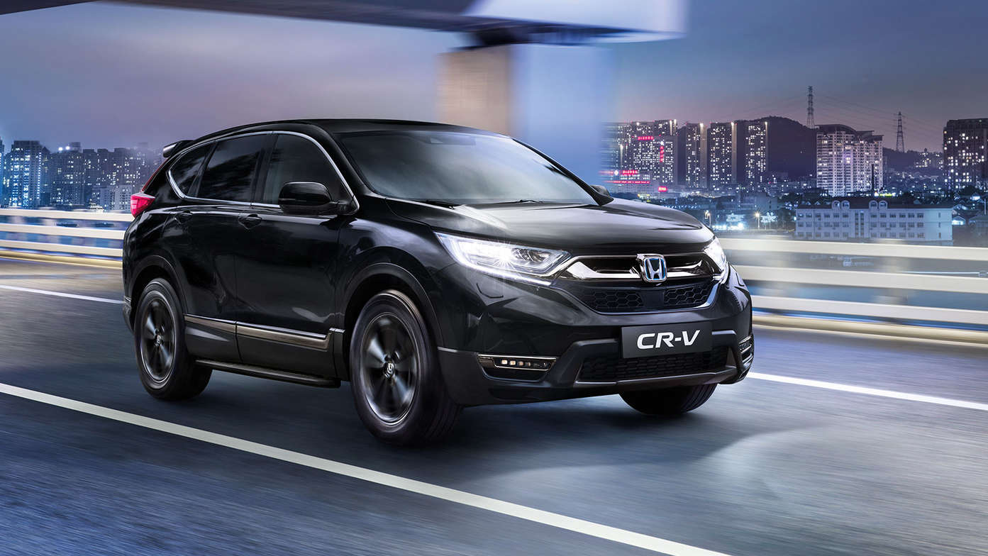 Predný trojštvrťový pohľad na model Honda CR-V Hybrid vybavený balíkom Sport Line Plus