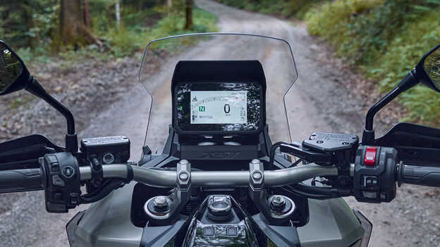 Nový 5-palcový TFT displej skútra Honda X-ADV