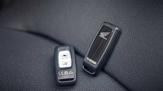 Detail inteligentného kľúča Smart Key skútra X-ADV