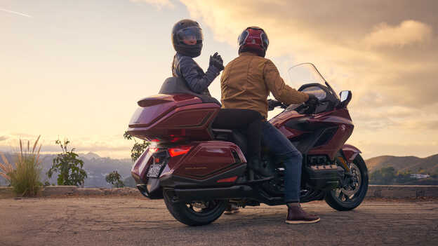 Honda GL1800 Gold Wing Tour, pohodlná jazdná poloha spolujazdca