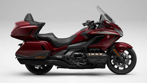 Model Gold Wing (GL1800) k 50. výročiu na rok 2025